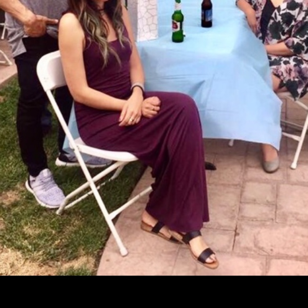 Express burgundy maxi size small